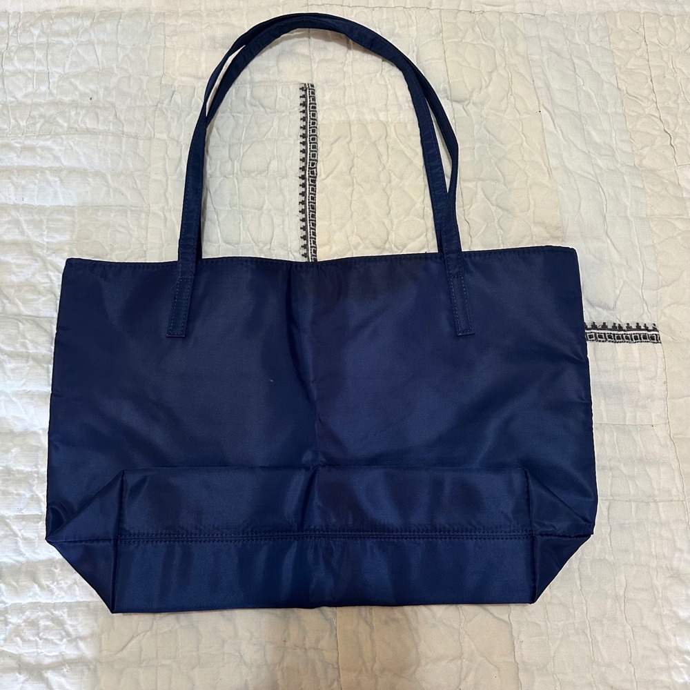 Avon Tote Bag Navy Blue Red Heart Graphic - Picture 2 of 3